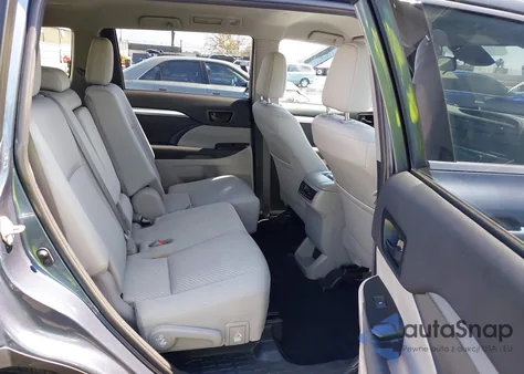 2019 Toyota Highlander Hybrid Le z USA, uszkodzony, nr VIN 5TDBGRFHXKS074774